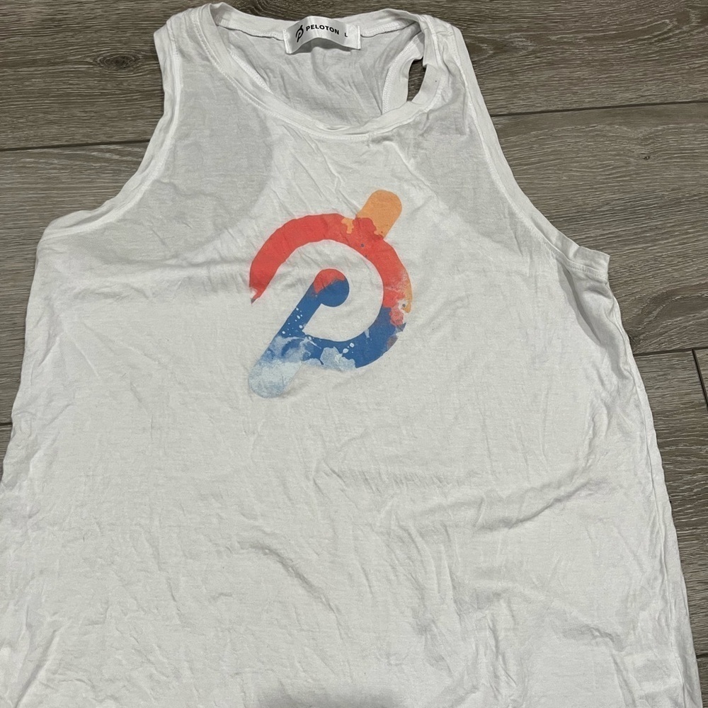 𝅺COPY - Peloton tank